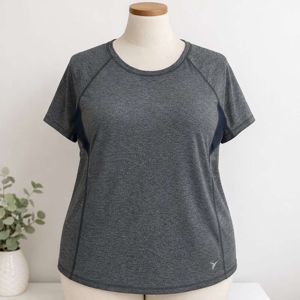 Old Navy Active Women's Plus Size Gray Semi Fitted Active Workout Top Size 4X